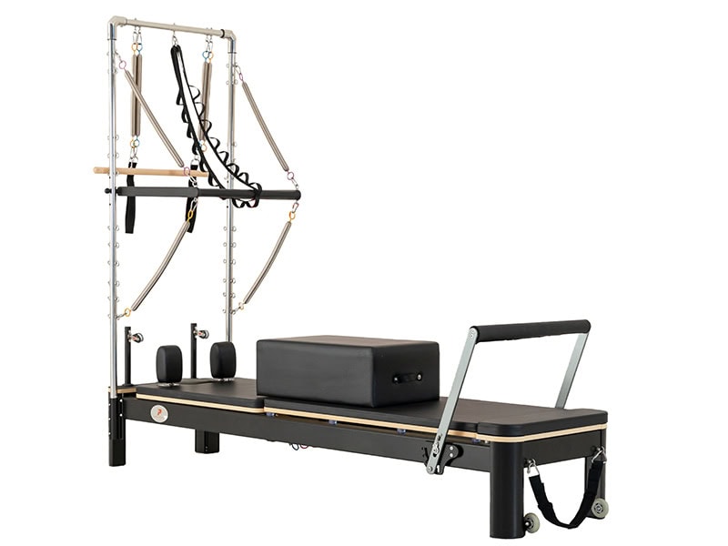 Aparelho de Pilates Reformer com torre e equipamento para exercícios de corpo inteiro